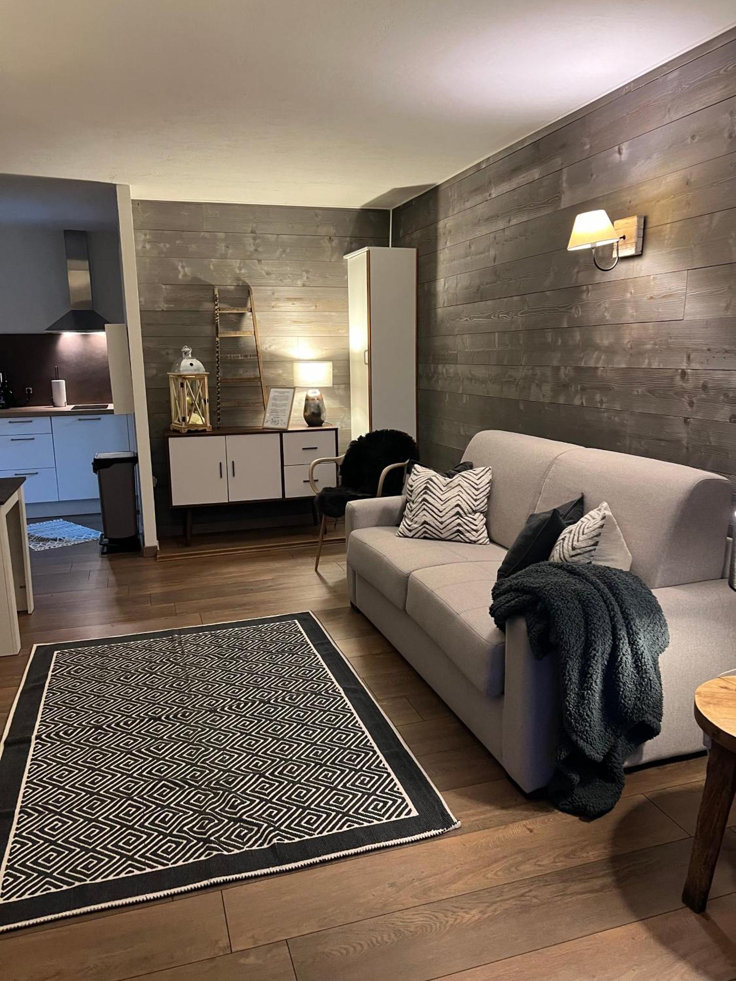 Location Avec Jardin En Hameau Ii * Greolieres